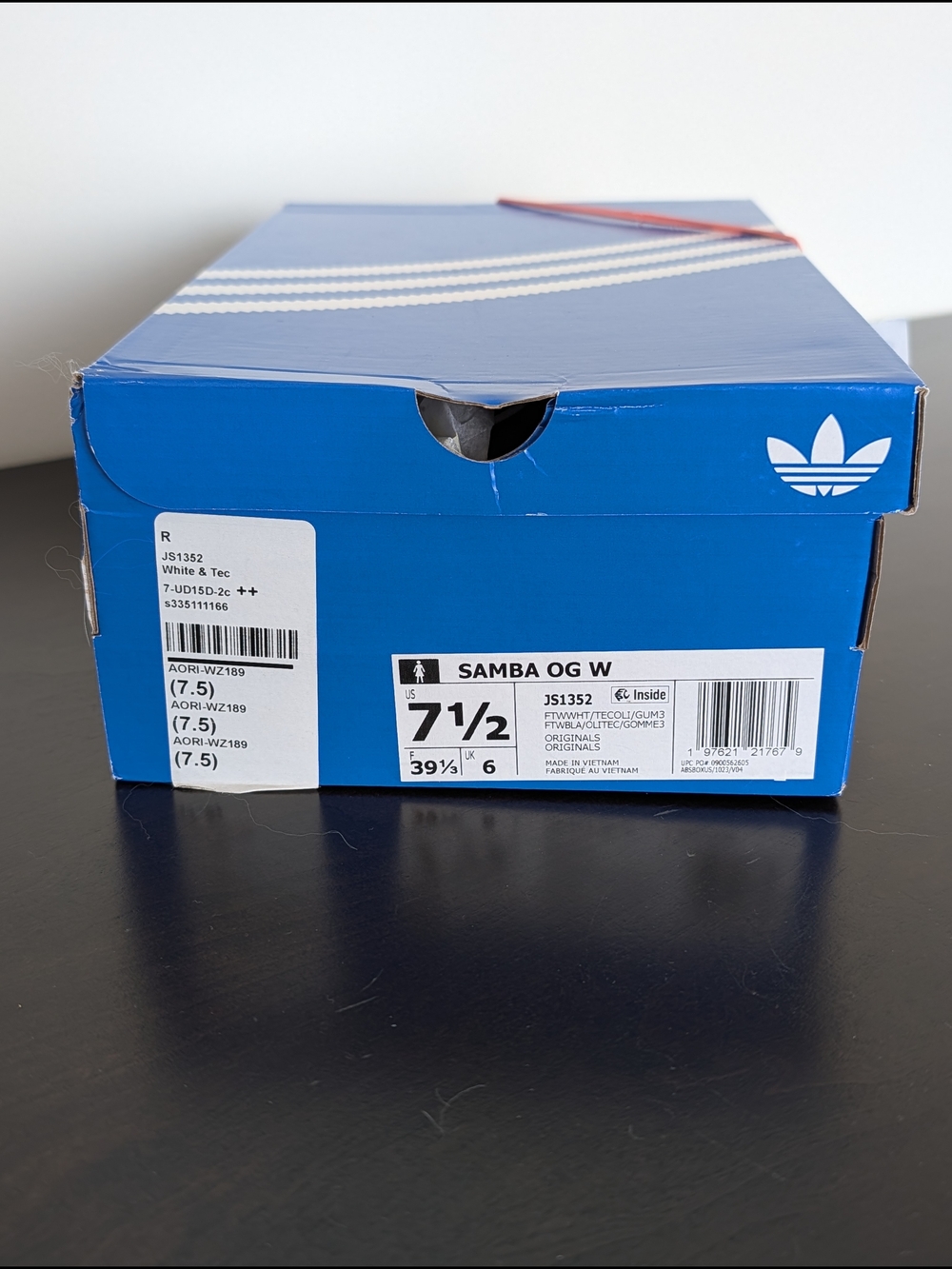 NIB Adidas Samba Olive Green & White Sneakers 7.5 - Picture 4 of 4